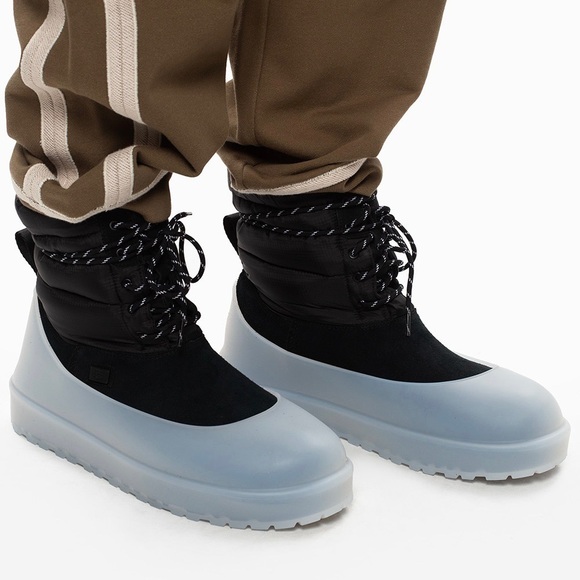 RARE🔥 UGG x Stampd Lace-Up Boot with Shoe Guards